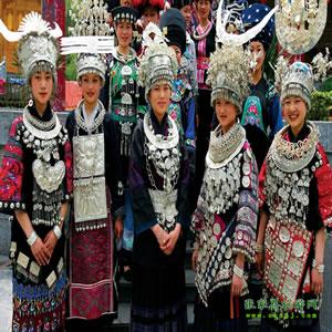 單獨成團L線：（湘西風(fēng)情之旅）張家界、德夯大峽谷、鳳凰古城4天3晚獨立成團游